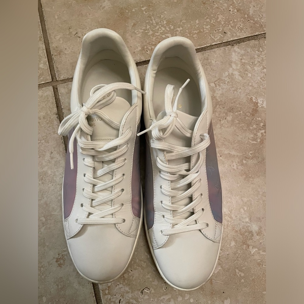 Authentic Louis Vuitton Luxembourg sneakers, size men’s UK 7